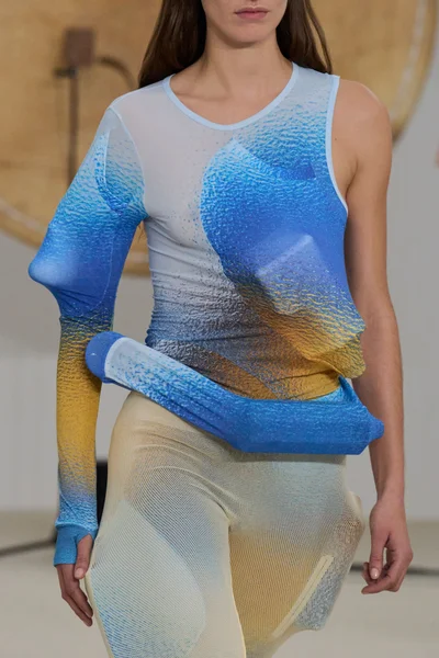 Look 73